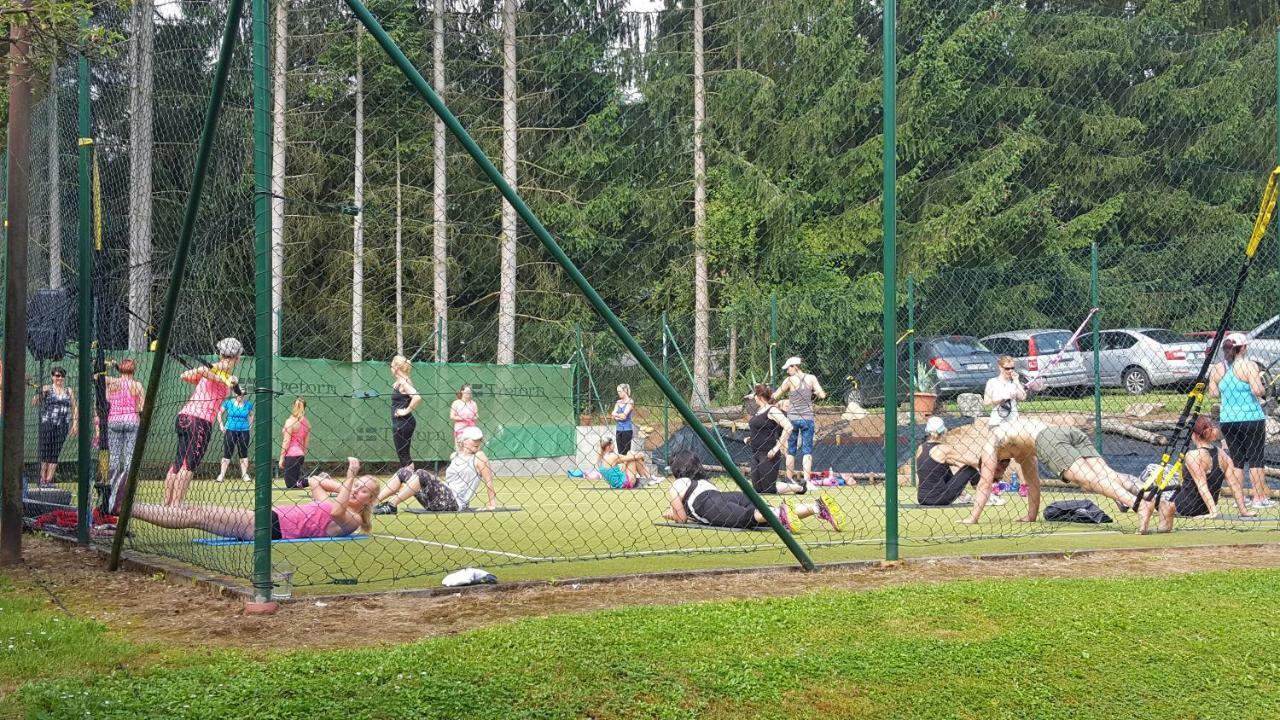 Hotel Pohoda Na Radosti Pnovany Zewnętrze zdjęcie